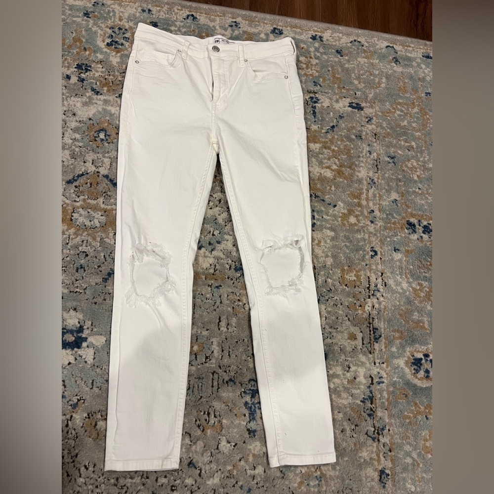 Free People White Distressed Skinny Jeans